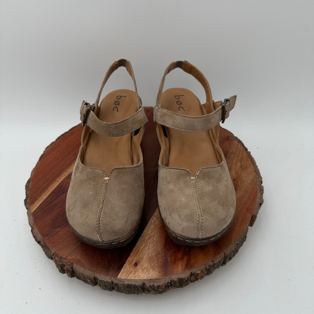 BOC Born Concept Low Heel Suede Clog Sandal Tan Beige Size 8 EUC Boho Coastal - Picture 9 of 11